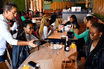 Luna Rosa Sarona City Mall — restaurant in Gaborone