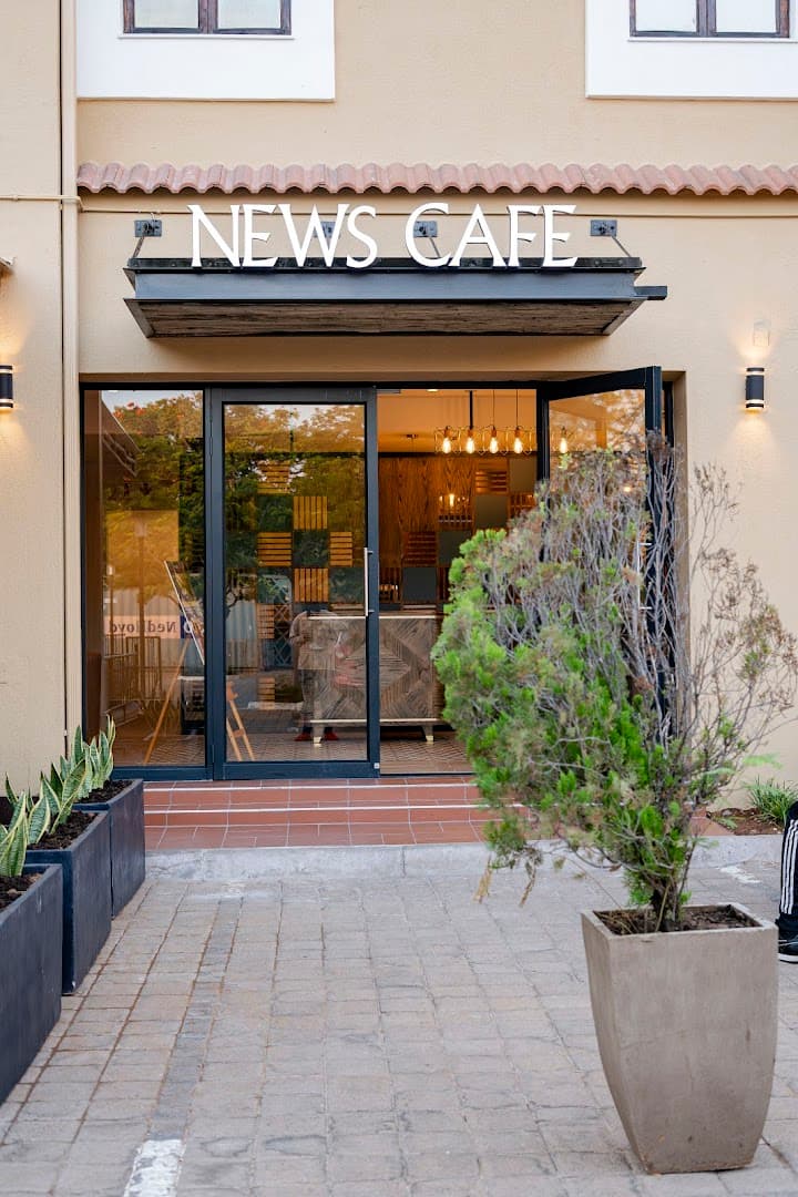 News Cafe Botswana Gaborone — Gaborone restaurant photo 1